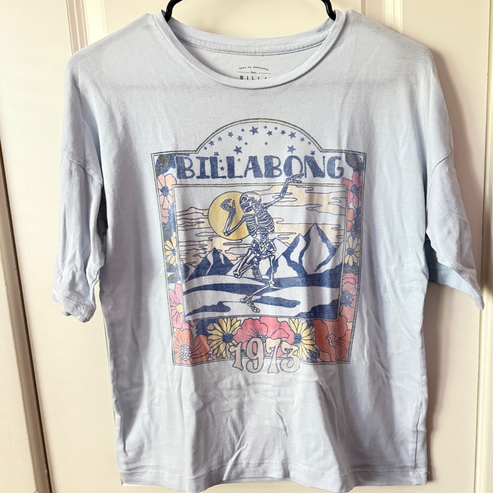 Billabong blue tshirt, size L.